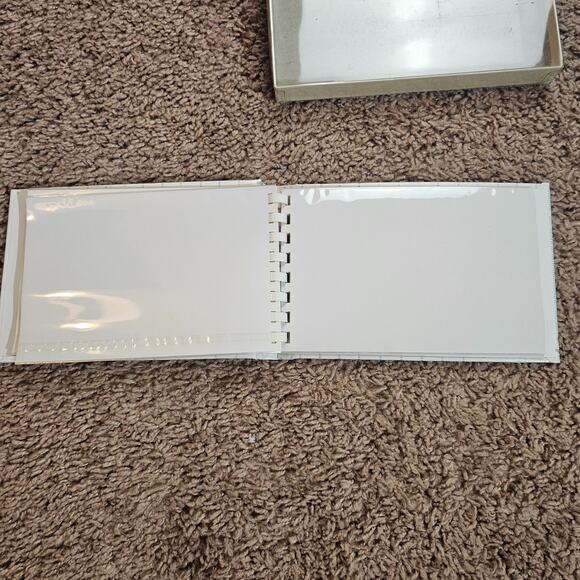 Vintage Beatrix Potter Moms Brag Book Photo Album Peter Rabbit 1990 New in Box - Picture 5 of 10